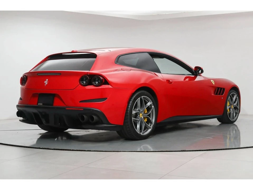 2019 Ferrari GTC4Lusso - Image 5 of 20
