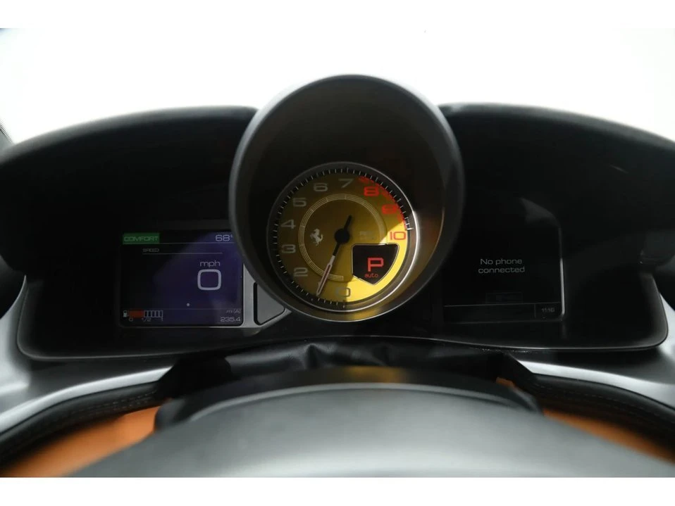 2019 Ferrari GTC4Lusso - Image 18 of 20