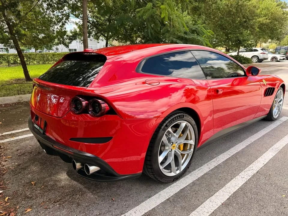 2019 Ferrari GTC4Lusso T - Image 2 of 12