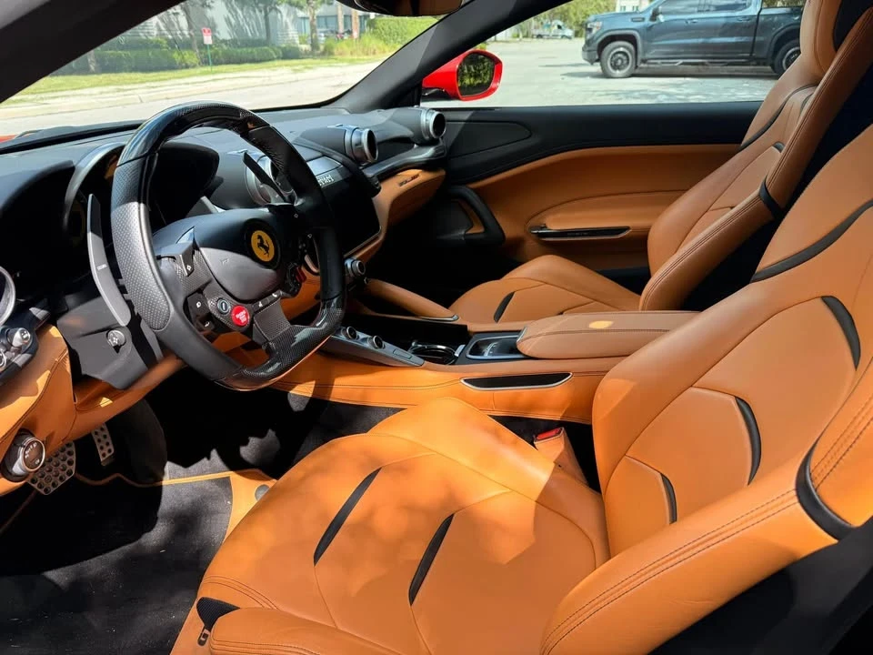 2019 Ferrari GTC4Lusso T - Image 10 of 12