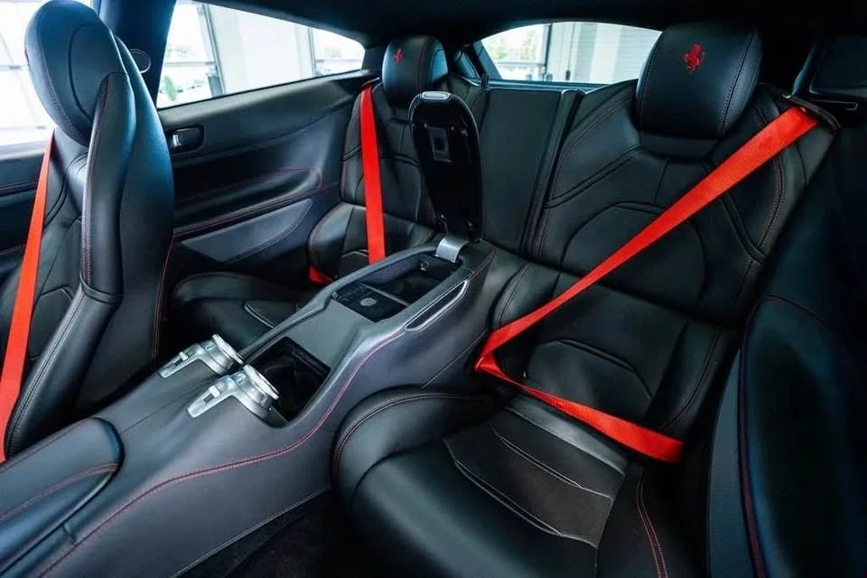 2019 Ferrari GTC4Lusso T - Image 6 of 8