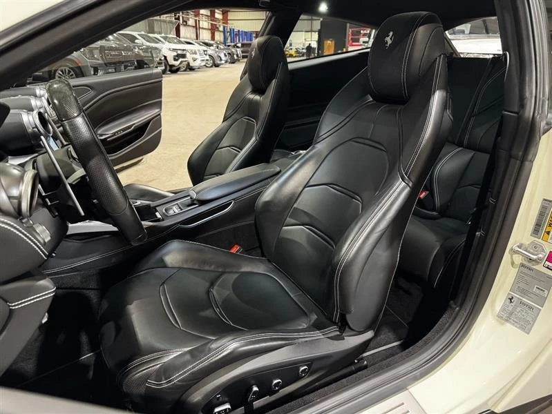 2019 Ferrari GTC4Lusso T - Image 17 of 20
