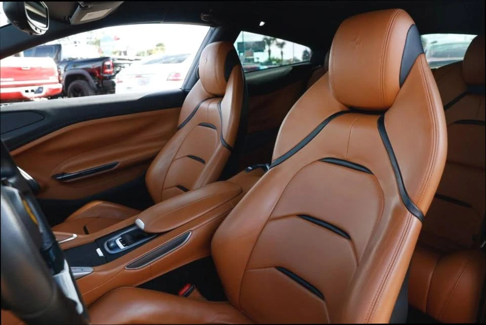 2019 Ferrari GTC4Lusso T - Image 8 of 19