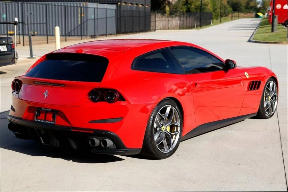 2019 Ferrari GTC4Lusso T - Image 13 of 19