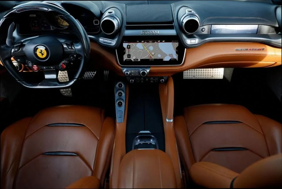 2019 Ferrari GTC4Lusso T - Image 2 of 15