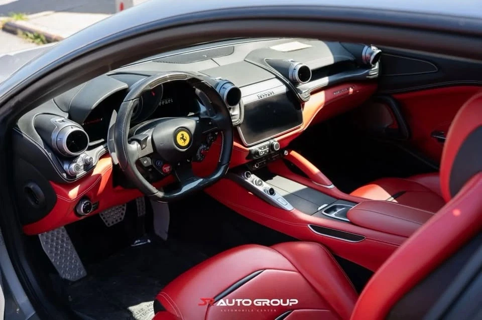 2019 Ferrari GTC4Lusso T - Image 11 of 19