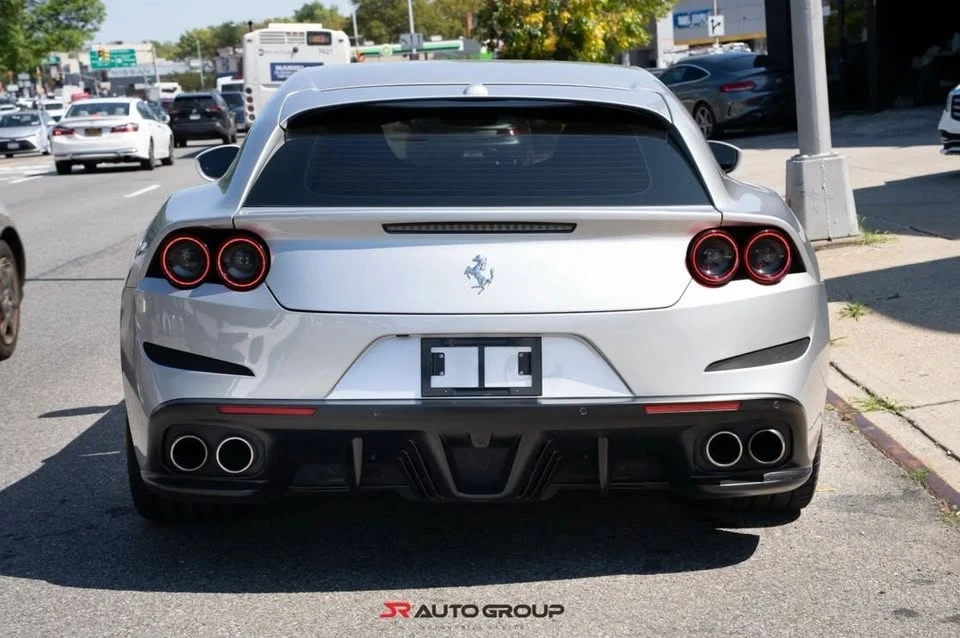 2019 Ferrari GTC4Lusso T - Image 7 of 19