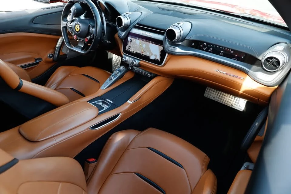 2019 Ferrari GTC4Lusso T - Image 2 of 12