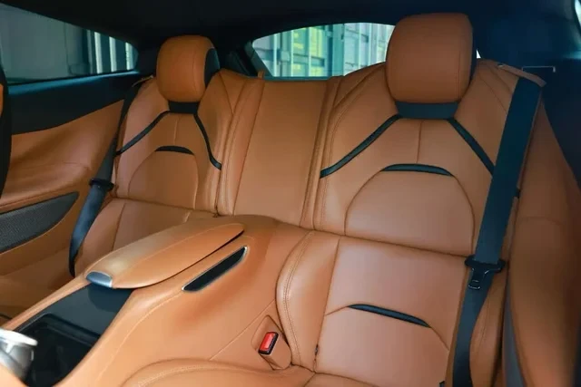 2019 Ferrari GTC4Lusso T - Image 9 of 17