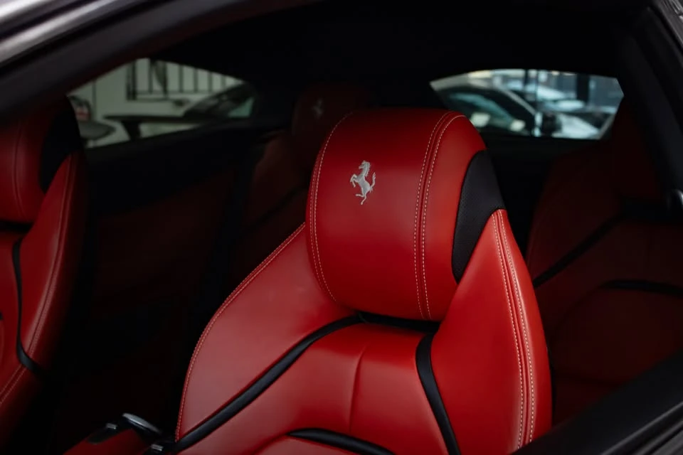 2019 Ferrari GTC4Lusso T - Image 4 of 5