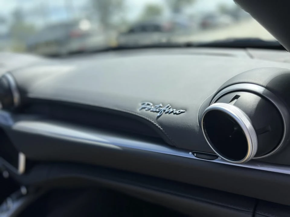 2019 Ferrari Portofino - Image 13 of 14