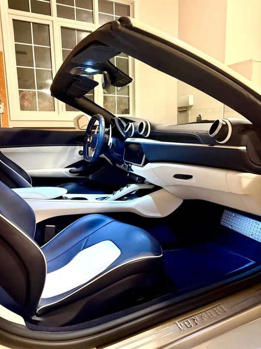 2019 Ferrari Portofino - Image 6 of 9