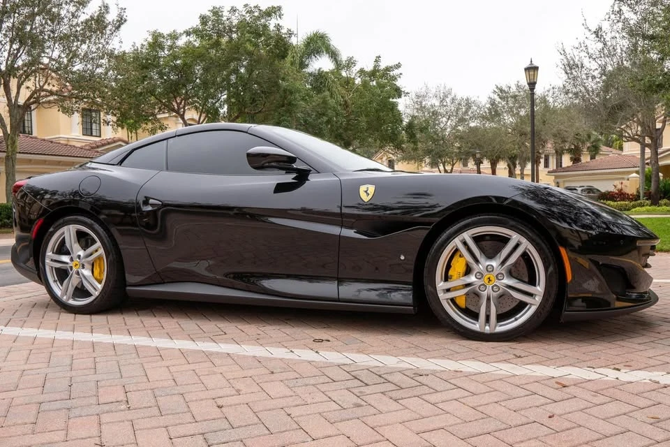 2019 Ferrari Portofino - Image 2 of 14