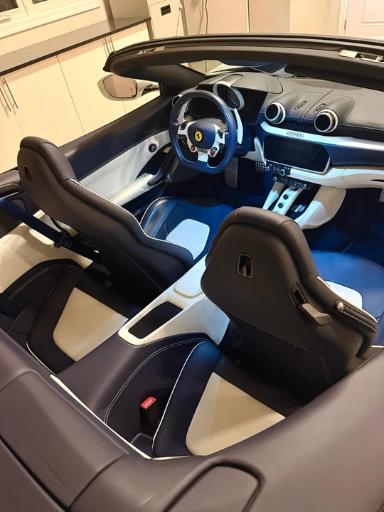 2019 Ferrari Portofino - Image 8 of 9
