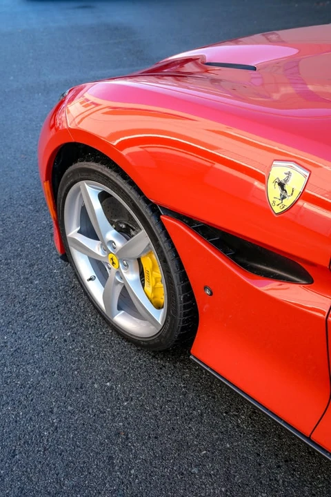 2019 Ferrari Portofino - Image 9 of 19