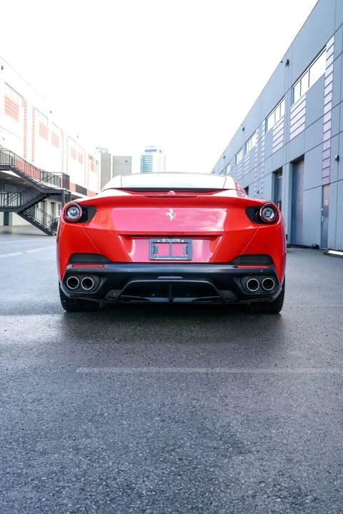 2019 Ferrari Portofino - Image 17 of 19