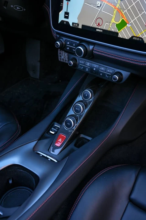 2019 Ferrari Portofino - Image 13 of 19