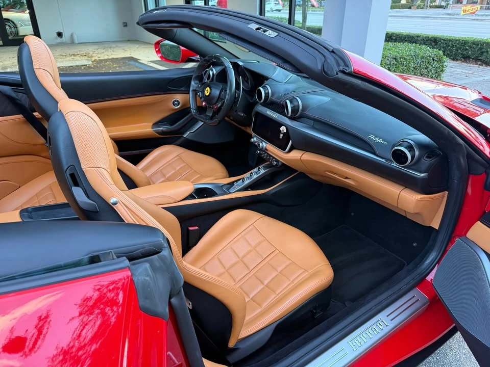 2019 Ferrari Portofino - Image 17 of 20