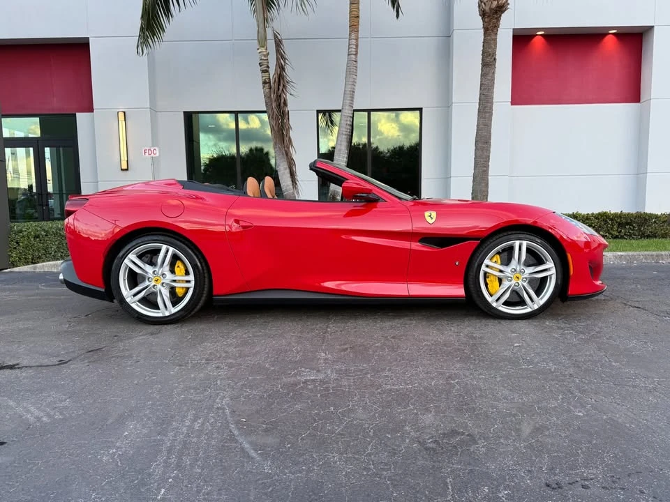 2019 Ferrari Portofino - Image 5 of 20