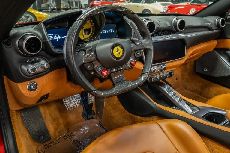 2019 Ferrari Portofino - Image 8 of 10