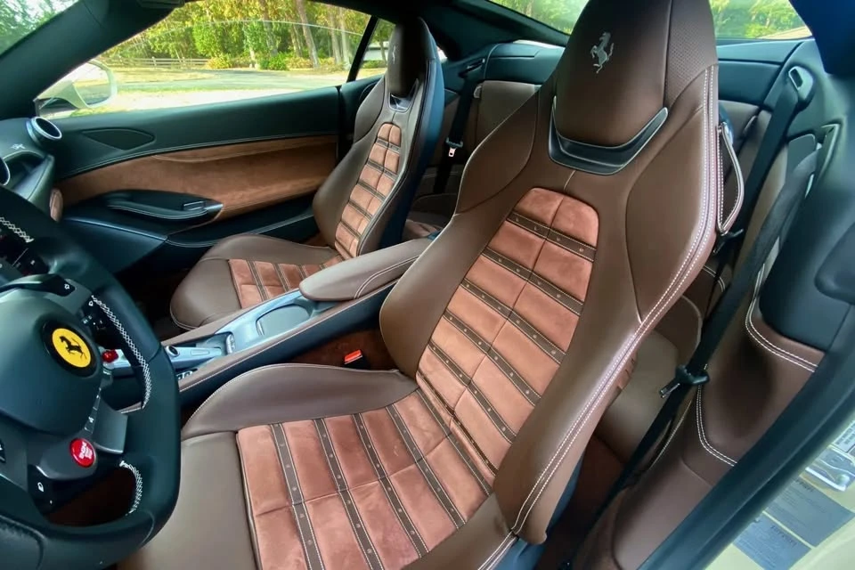 2019 Ferrari Portofino - Image 14 of 15