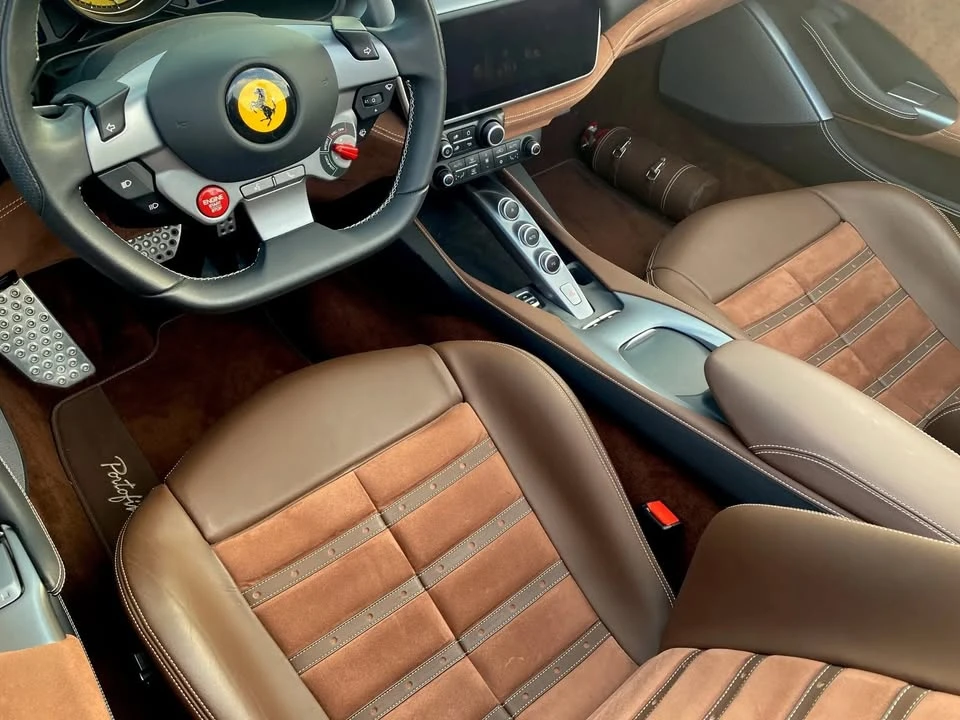 2019 Ferrari Portofino - Image 8 of 15