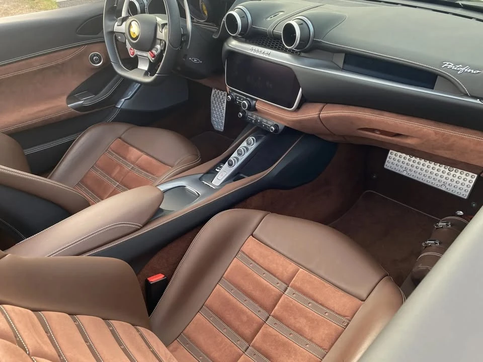 2019 Ferrari Portofino - Image 10 of 15