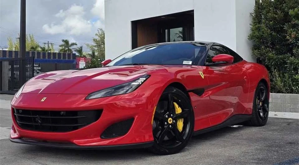 2019 Ferrari Portofino - Image 2 of 9