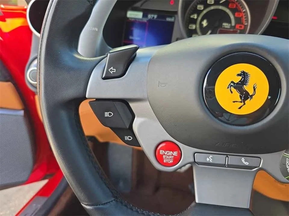 2019 Ferrari Portofino - Image 9 of 9