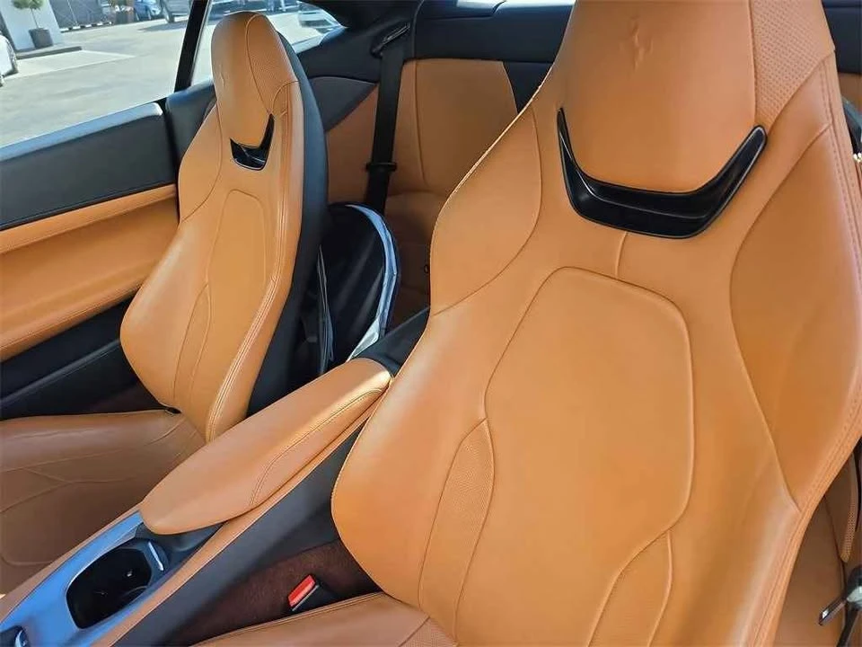 2019 Ferrari Portofino - Image 8 of 9