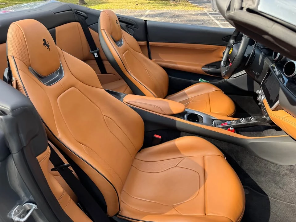 2019 Ferrari Portofino - Image 14 of 19