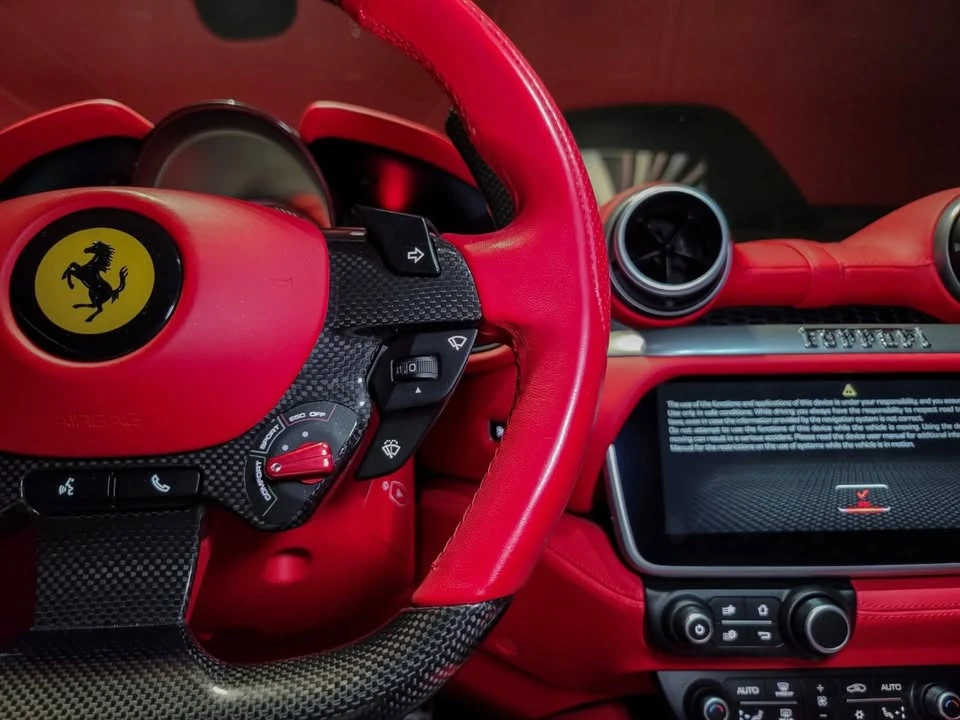 2019 Ferrari Portofino - Image 12 of 16