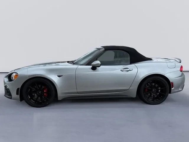 2019 Fiat 124 Spider - Image 2 of 14