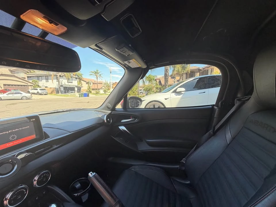 2019 Fiat 124 Spider - Image 8 of 13