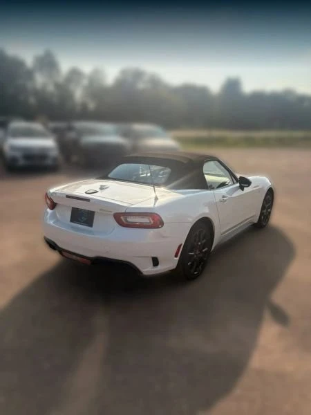 2019 Fiat 124 Spider - Image 6 of 20
