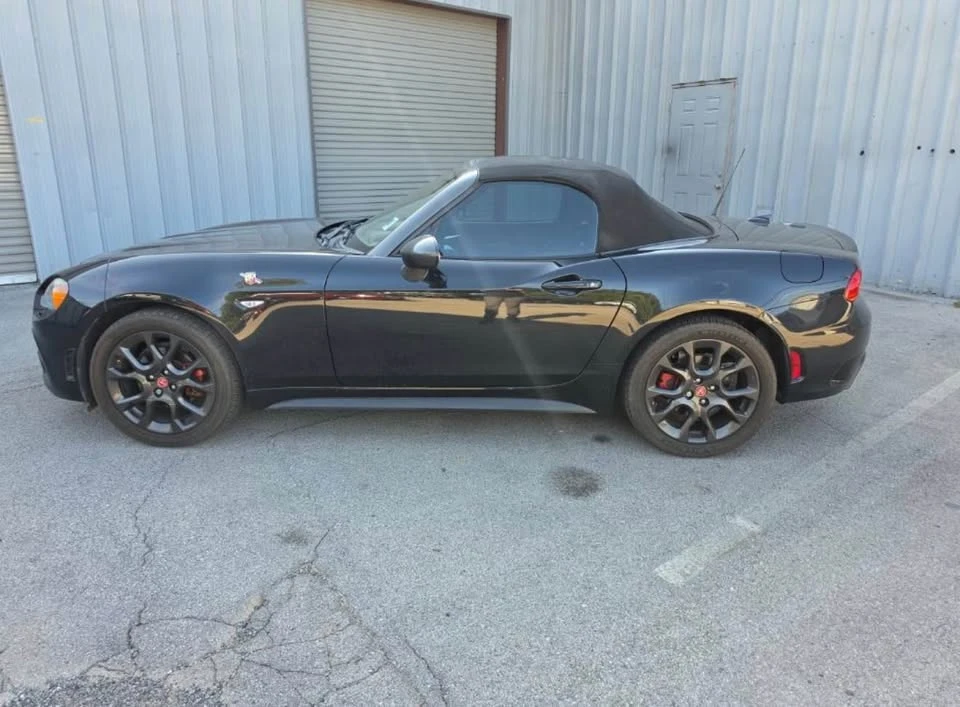 2019 Fiat 124 Spider - Image 12 of 15