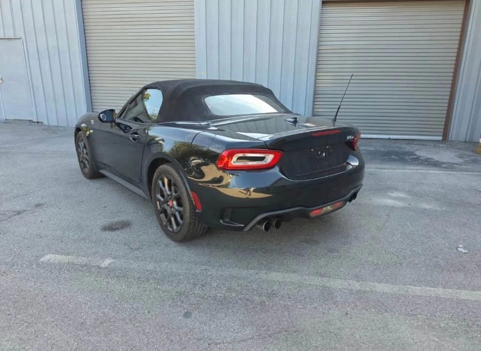 2019 Fiat 124 Spider - Image 13 of 15