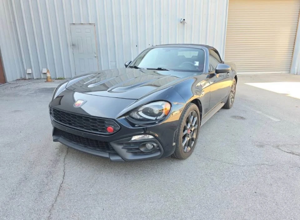 2019 Fiat 124 Spider - Image 15 of 15