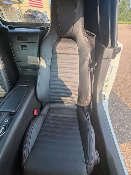 2019 Fiat 124 Spider - Image 16 of 20