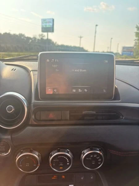 2019 Fiat 124 Spider - Image 18 of 20