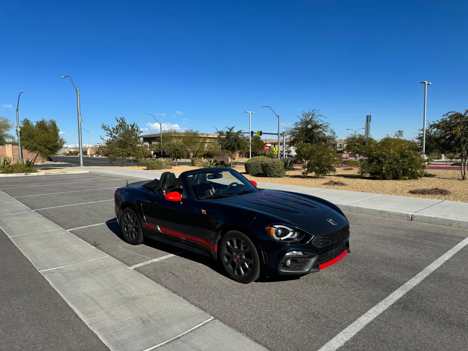2019 Fiat 124 Spider - Image 26 of 31