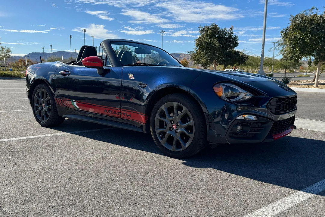2019 Fiat 124 Spider - Image 25 of 31