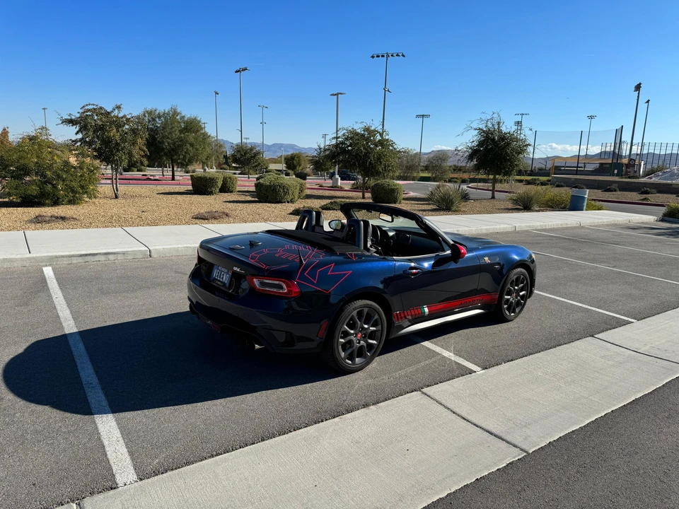 2019 Fiat 124 Spider - Image 21 of 31