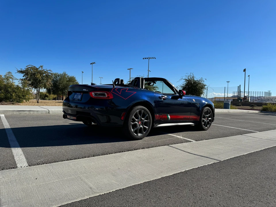 2019 Fiat 124 Spider - Image 22 of 31