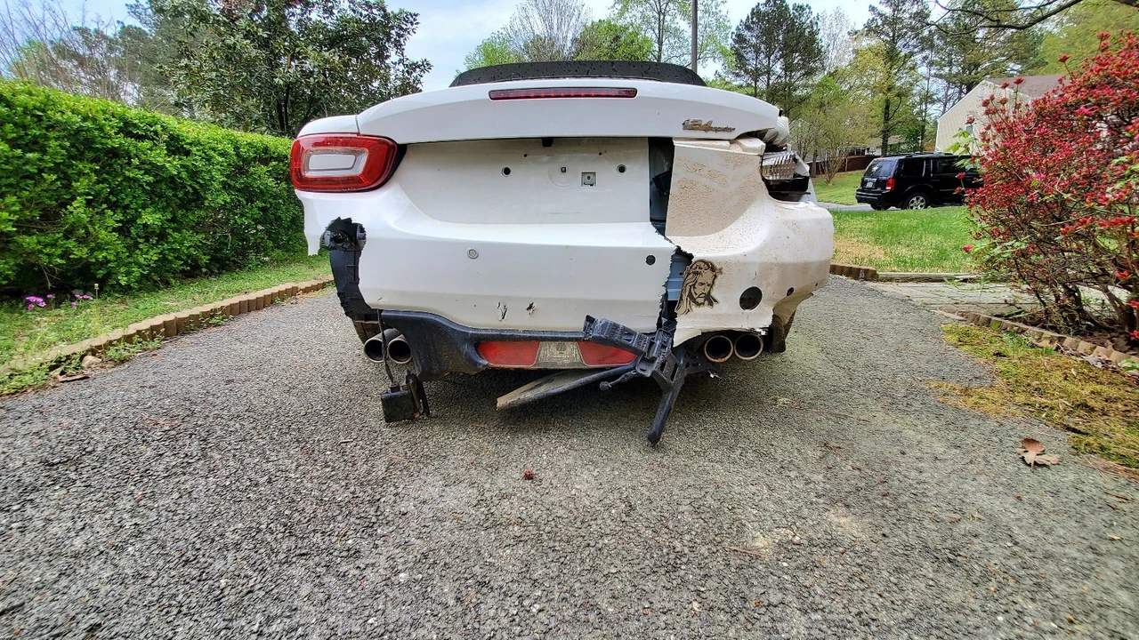 2019 Fiat 124 Spider - Image 7 of 11