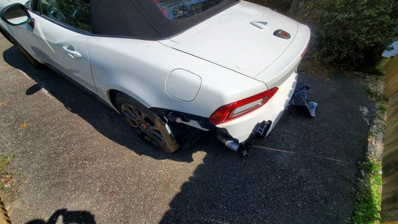 2019 Fiat 124 Spider - Image 5 of 11