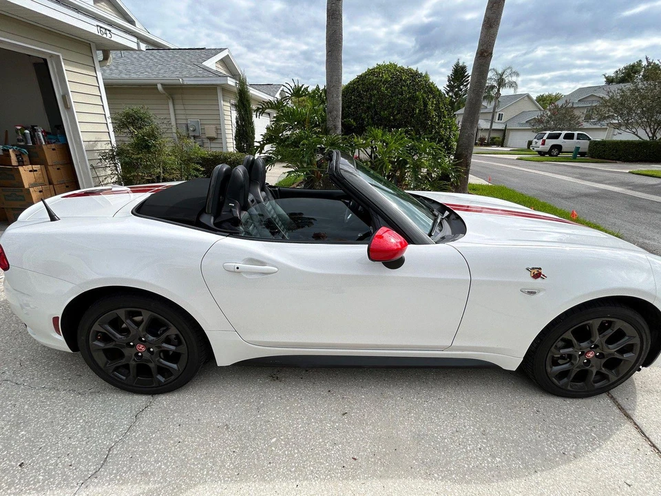 2019 Fiat 124 Spider - Image 19 of 31