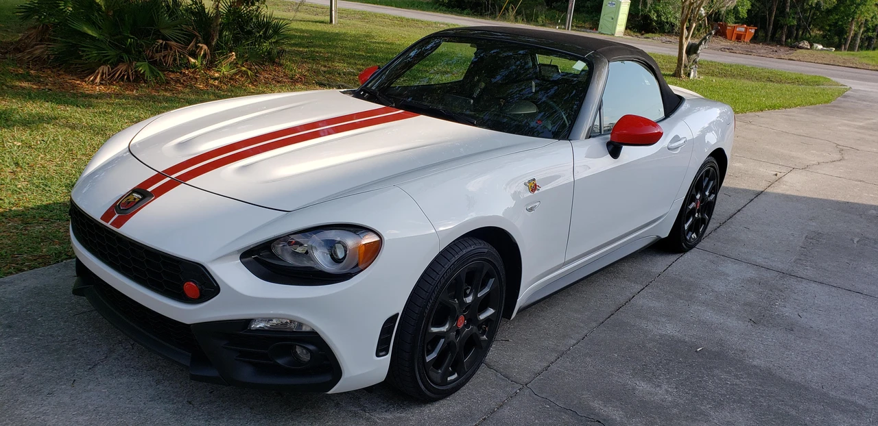 2019 Fiat 124 Spider - Image 25 of 31