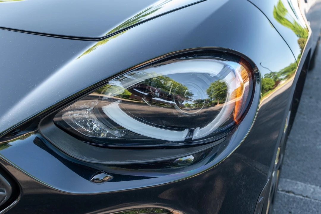 2019 Fiat 124 Spider - Image 26 of 31