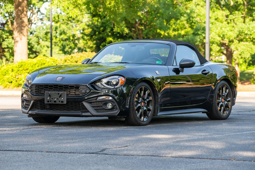 2019 Fiat 124 Spider - Image 12 of 31